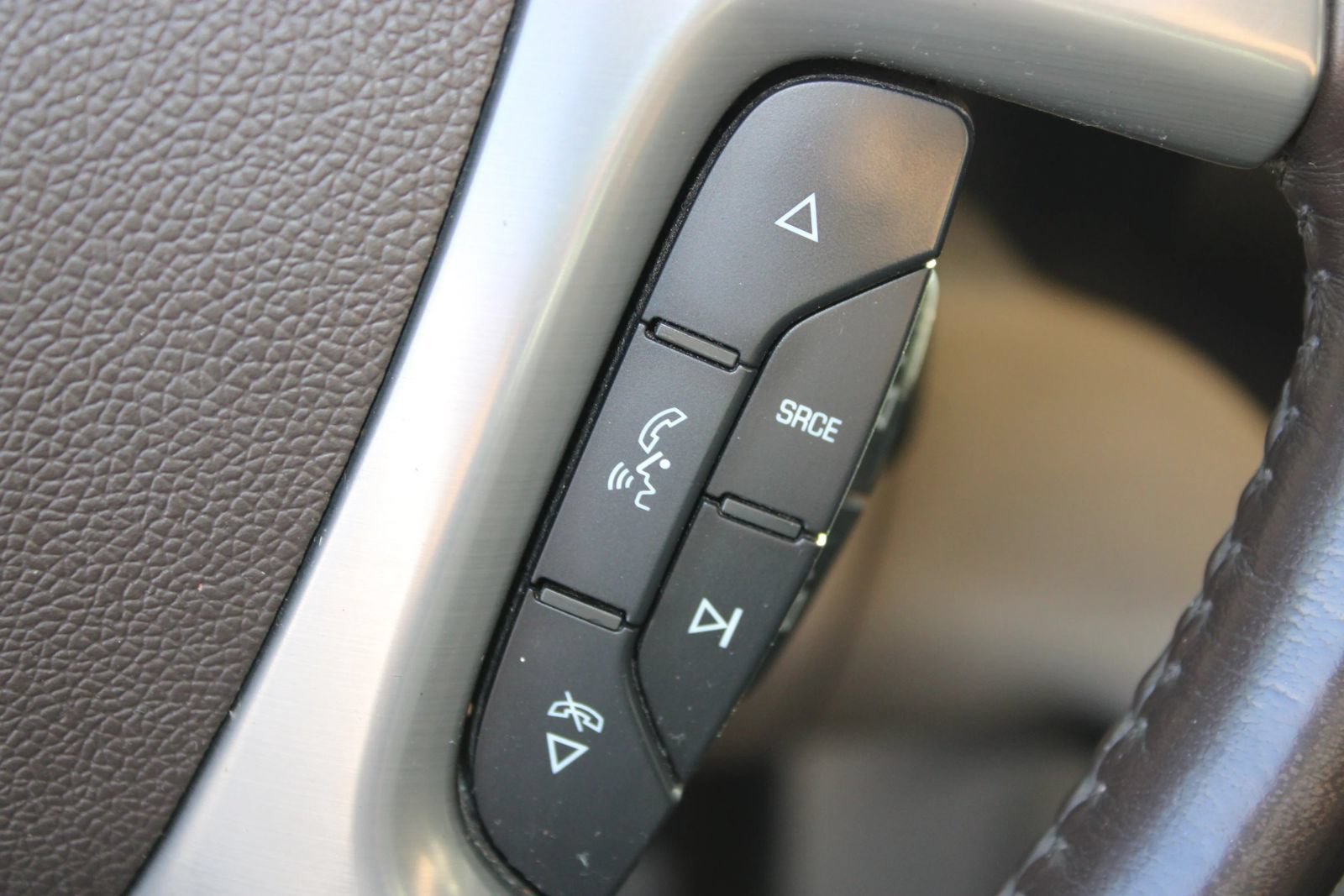 Used 2013 GMC Yukon Denali AWD/4WD image 19