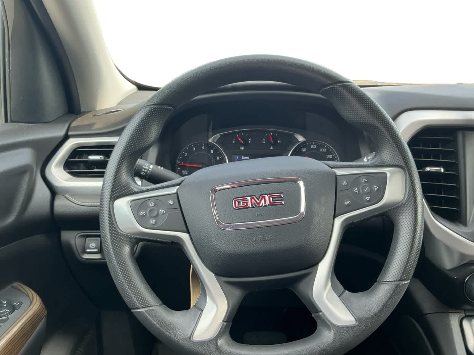 Used 2023 GMC Acadia SLE w/ Driver Convenience Package FWD image 12