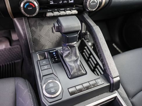 Certified 2024 Toyota Tacoma SR5 image 12