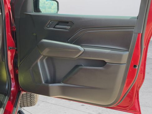 Used 2026 Chevrolet Colorado Trail Boss AWD/4WD image 23