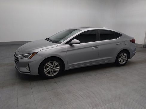 Used 2020 Hyundai Elantra Value Edition FWD image 2