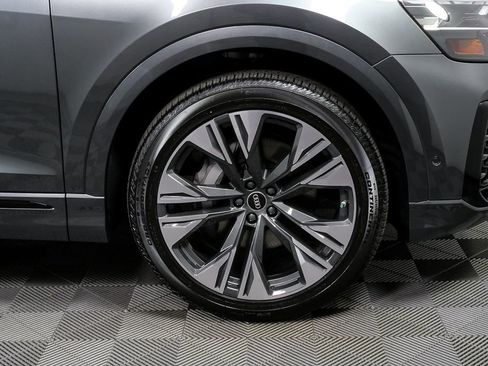 New 2026 Audi Q8 Premium Plus image 40