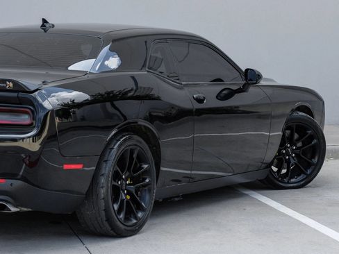 Used 2020 Dodge Challenger R/T Scat Pack w/ Plus Package RWD image 10