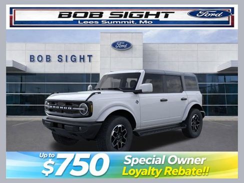New 2026 Ford Bronco Outer Banks AWD/4WD image 1