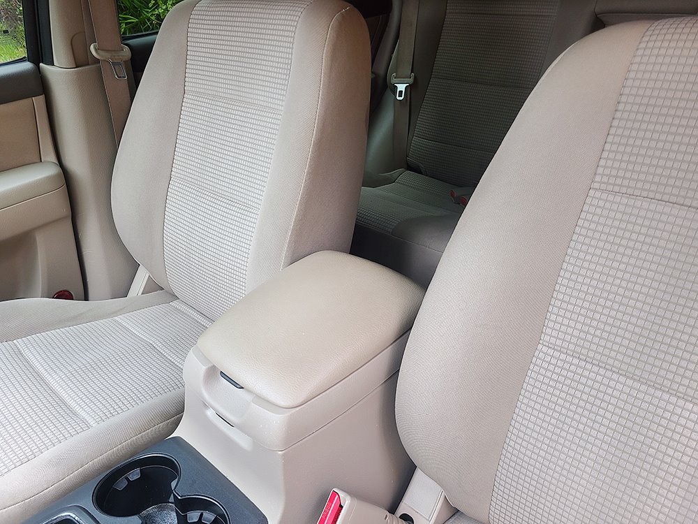 Used 2009 Kia Sorento LX RWD image 36