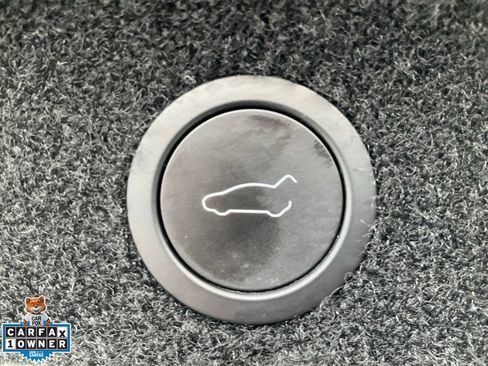 Used 2026 Tesla Model Y Long Range AWD/4WD image 11