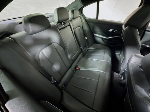 Used 2019 BMW 330i xDrive Sedan w/ M Sport Package image 26