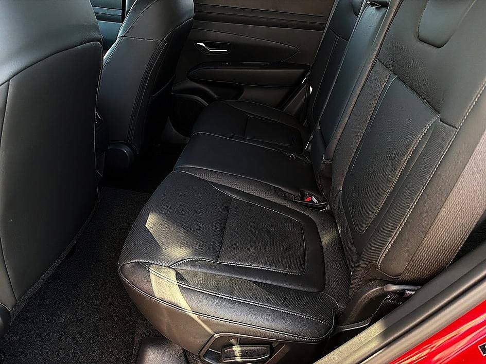 New 2026 Hyundai Tucson SEL Plus FWD image 8