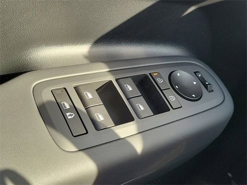 New 2026 Hyundai Santa Fe SE image 15