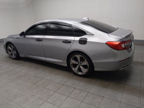 Used 2018 Honda Accord Sport image 3