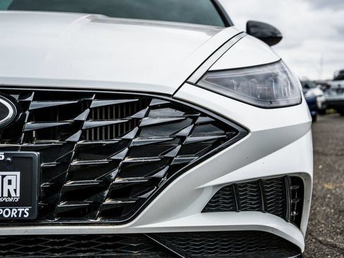Used 2022 Hyundai Sonata Sport FWD image 9
