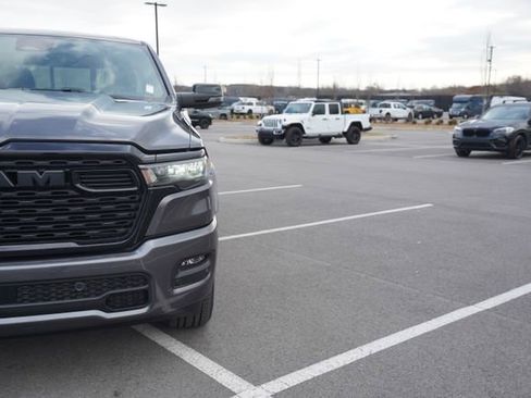 New 2026 RAM 1500 Big Horn AWD/4WD image 40