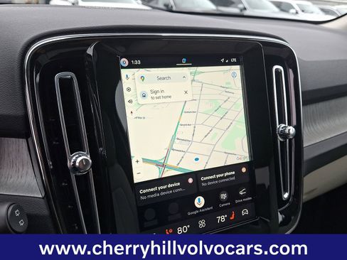 Certified 2026 Volvo XC40 B5 Ultra image 19