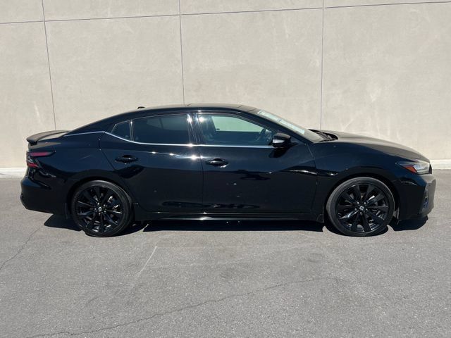 Used 2022 Nissan Maxima SR w/ Sport Mat Group FWD image 5