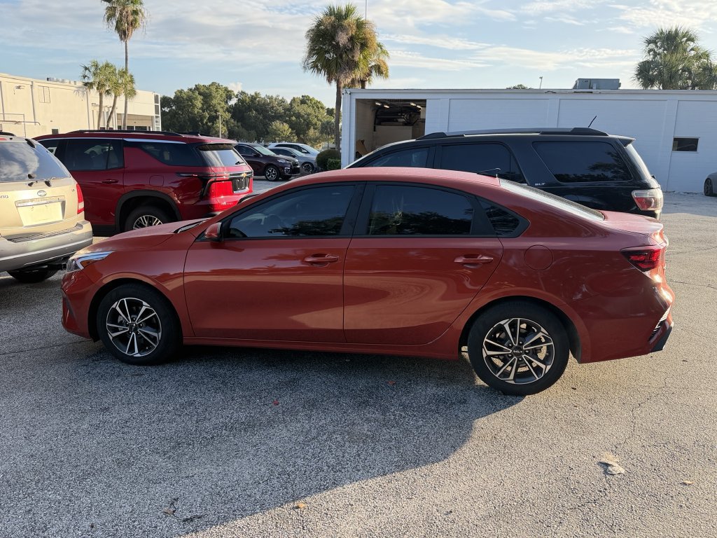 Certified 2023 Kia Forte LXS FWD image 6