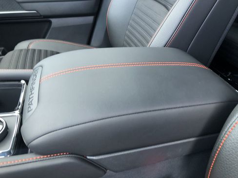 New 2026 Nissan Pathfinder Rock Creek w/ Rock Creek Premium Package AWD/4WD image 27