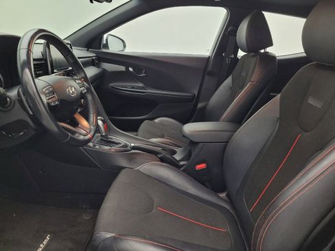 Used 2020 Hyundai Veloster 2.0 Premium FWD image 17