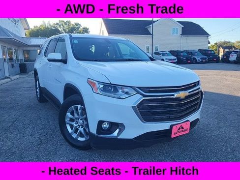 Used 2018 Chevrolet Traverse LT w/ LPO, 'HIT The Road' Package AWD/4WD image 1