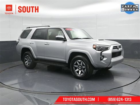 Used 2024 Toyota 4Runner TRD Off-Road image 4