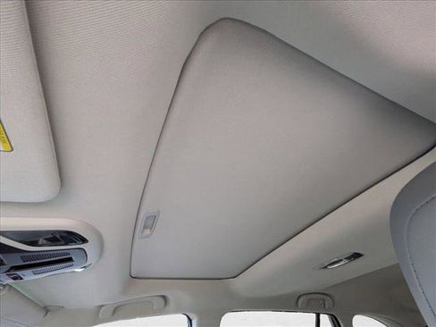 Used 2020 Subaru Outback Limited image 11