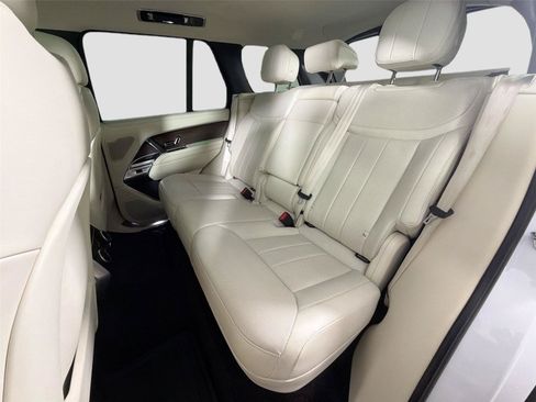 Used 2025 Land Rover Range Rover SE AWD/4WD image 23