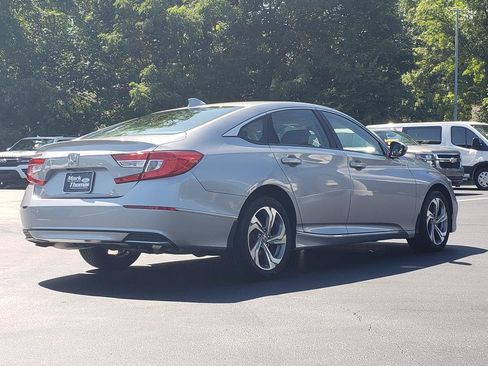 Used 2020 Honda Accord EX image 5