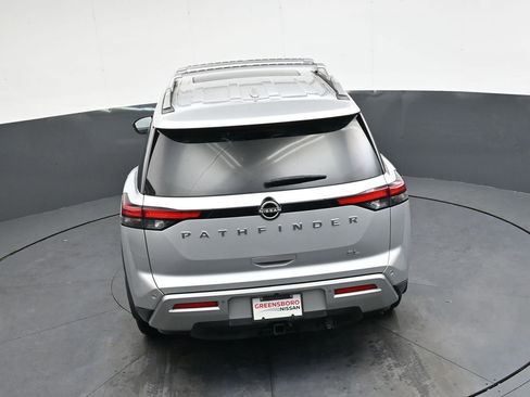 Used 2022 Nissan Pathfinder SL w/ SL Premium Package image 33