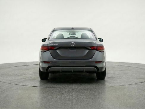 Used 2025 Nissan Sentra SV image 7