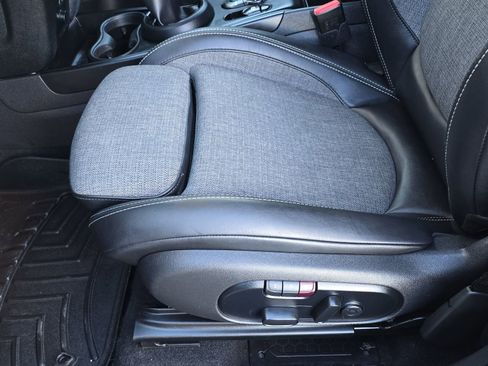 Used 2018 MINI Cooper Countryman S image 30