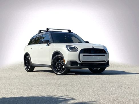 New 2026 MINI Cooper Countryman S image 2