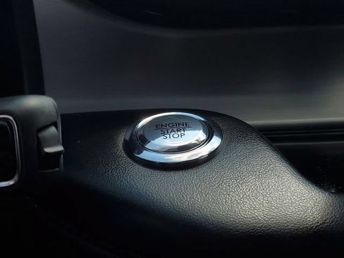 Used 2023 Lincoln Aviator 2WD image 32