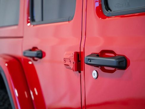 New 2026 Jeep Wrangler Unlimited Rubicon AWD/4WD image 16