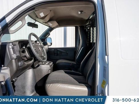 Used 2024 GMC Savana 2500 Work Van w/ Driver Convenience Package image 5