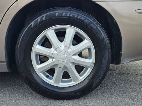 Used 2006 Buick LaCrosse CXL w/ Driver Confidence Package FWD image 22