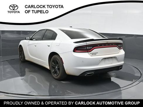 Used 2022 Dodge Charger SXT RWD image 11
