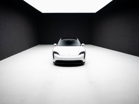 Used 2023 Porsche Taycan w/ Premium Package image 78