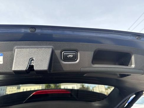 Used 2023 Hyundai Santa Fe SEL image 9