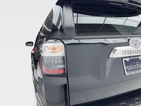 Used 2024 Toyota 4Runner Limited image 9