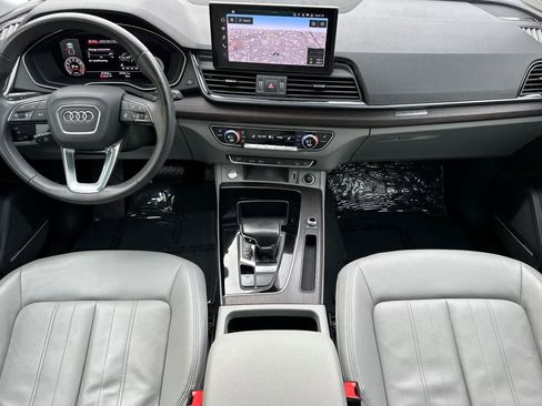 Used 2022 Audi Q5 2.0T Premium Plus w/ Premium Plus Package image 3