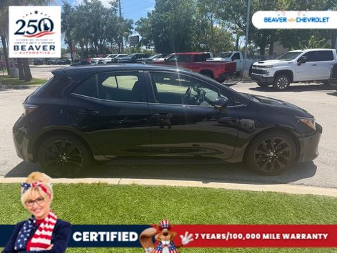 Used 2022 Toyota Corolla SE FWD image 3
