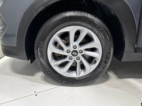 Used 2018 Hyundai Tucson SE AWD/4WD image 4