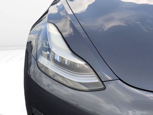 Used 2020 Tesla Model 3 Long Range AWD/4WD image 9