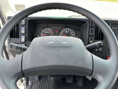 New 2024 Chevrolet Low Cab Forward image 8