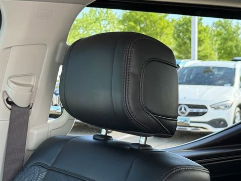 Used 2024 Toyota Tundra Limited w/ Power Package AWD/4WD image 16