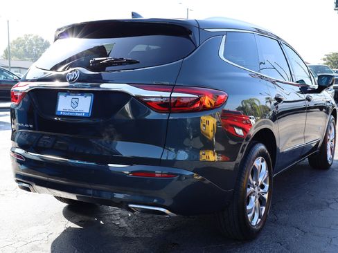 Used 2020 Buick Enclave Avenir w/ Avenir Technology Package image 4