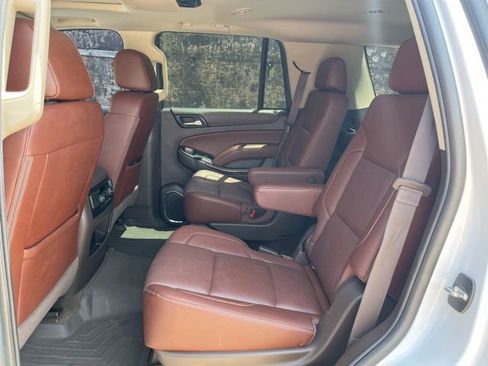 Used 2017 Chevrolet Tahoe Premier RWD image 18
