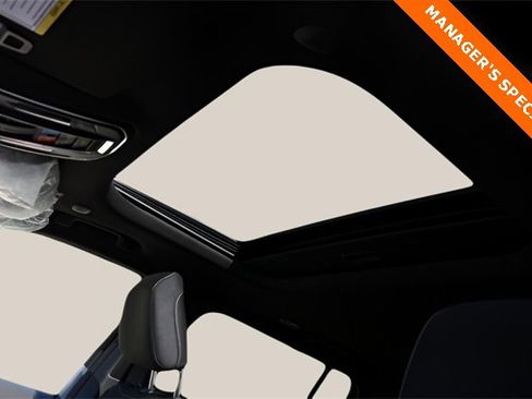 New 2025 Jeep Grand Cherokee Laredo X w/ Luxury Tech Group I image 10