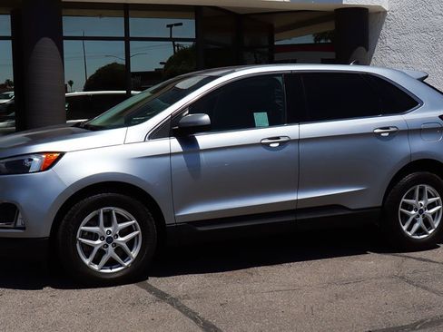 Used 2022 Ford Edge SEL w/ Convenience Package AWD/4WD image 7