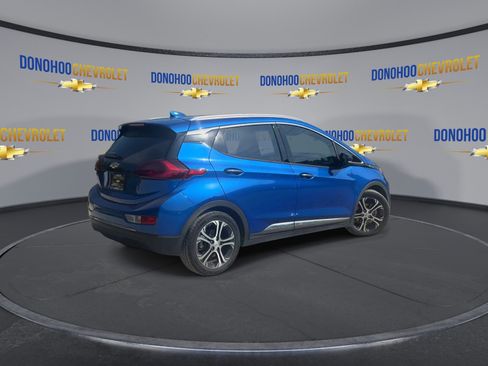 Used 2020 Chevrolet Bolt Premier w/ Infotainment Package FWD image 11