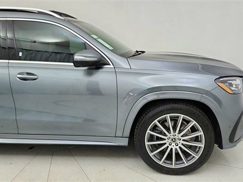 Used 2025 Mercedes-Benz GLS 450 GLS 450 image 7